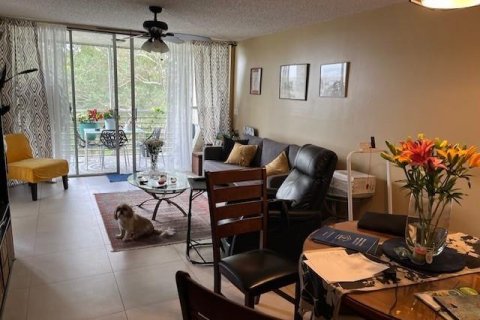 Condo in Davie, Florida, 2 bedrooms  № 2088426 - photo 8