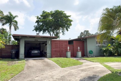 Casa en venta en Fort Lauderdale, Florida, 3 dormitorios, 147.16 m2 № 2421578 - foto 22