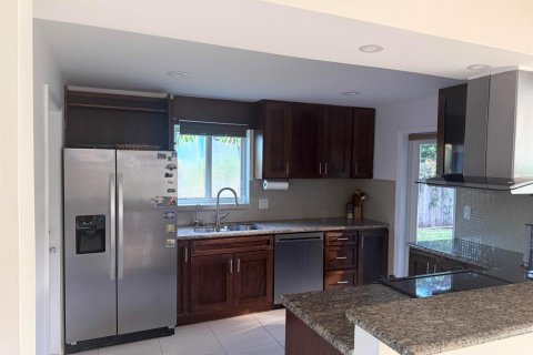 Casa en venta en Fort Lauderdale, Florida, 3 dormitorios, 147.16 m2 № 2421578 - foto 19