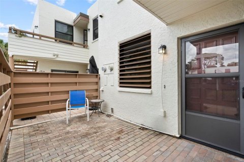 Condo in Bradenton, Florida, 2 bedrooms № 2214490 - photo 3