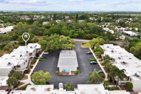 Condo in Bradenton, Florida, 2 bedrooms № 2214490 - photo 25