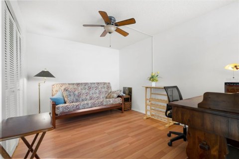 Condo in Bradenton, Florida, 2 bedrooms № 2214490 - photo 16