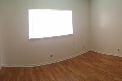 Condo in Lauderhill, Florida, 2 bedrooms  № 2242003 - photo 12