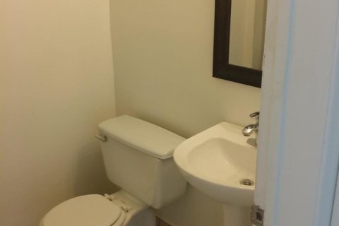 Condo in Lauderhill, Florida, 2 bedrooms  № 2242003 - photo 6