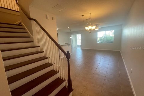 Adosado en alquiler en Orlando, Florida, 4 dormitorios, 185.8 m2 № 1913915 - foto 3