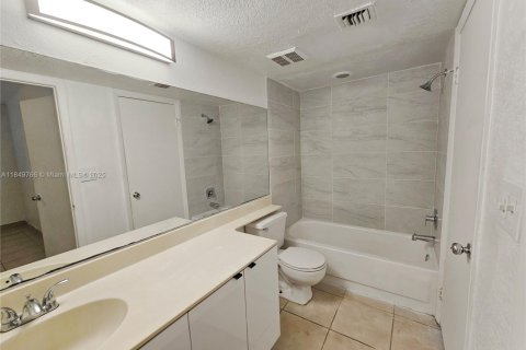 Copropriété à vendre à Tamarac, Floride: 1 chambre, 64.57 m2 № 1852323 - photo 17