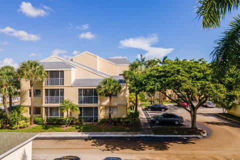 Copropriété à vendre à Tamarac, Floride: 1 chambre, 64.57 m2 № 1852323 - photo 7