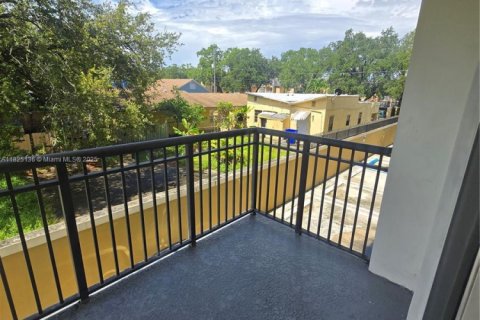 Copropriété à louer à Miami, Floride: 2 chambres, 72.46 m2 № 1792465 - photo 26