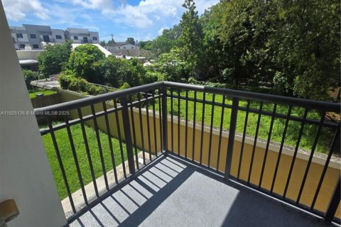 Copropriété à louer à Miami, Floride: 2 chambres, 72.46 m2 № 1792465 - photo 25