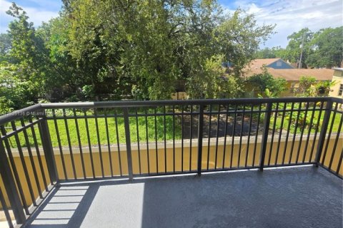 Copropriété à louer à Miami, Floride: 2 chambres, 72.46 m2 № 1792465 - photo 27