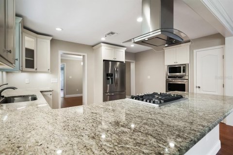 Casa en venta en Orlando, Florida, 4 dormitorios, 337.79 m2 № 2148019 - foto 9