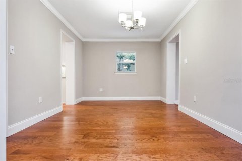 Casa en venta en Orlando, Florida, 4 dormitorios, 337.79 m2 № 2148019 - foto 11