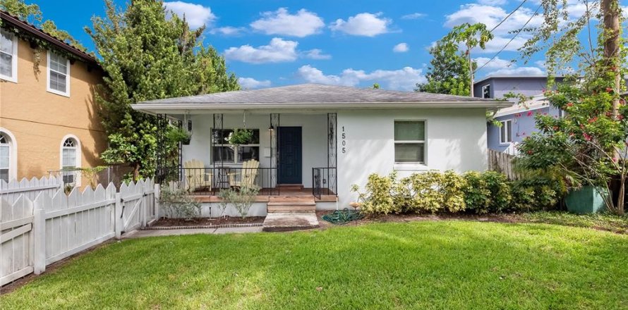 Casa en Orlando, Florida 4 dormitorios, 337.79 m2 № 2148019