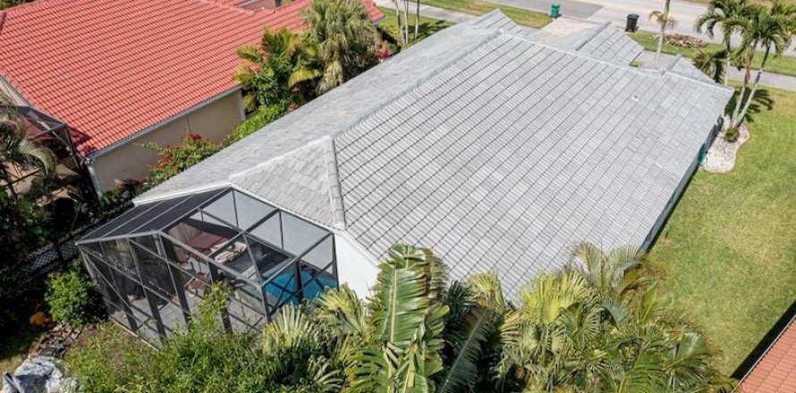 Casa en Port St. Lucie, Florida 3 dormitorios, 197.32 m2 № 1142242