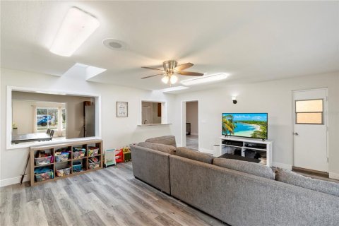 Villa ou maison à vendre à Longwood, Floride: 4 chambres, 227.52 m2 № 2419092 - photo 22