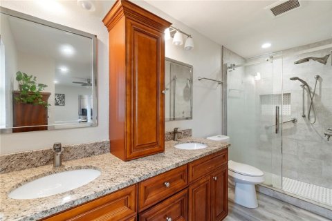 Villa ou maison à vendre à Longwood, Floride: 4 chambres, 227.52 m2 № 2419092 - photo 28