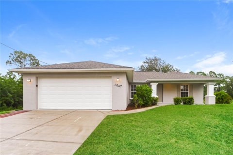 Casa en alquiler en Lehigh Acres, Florida, 3 dormitorios, 130.81 m2 № 1433918 - foto 1