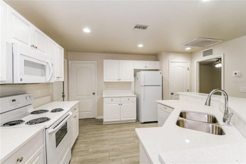 Casa en alquiler en Lehigh Acres, Florida, 3 dormitorios, 130.81 m2 № 1433918 - foto 8