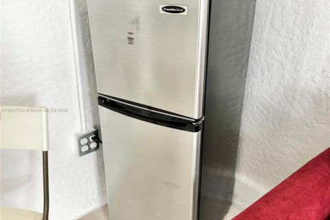 Commercial property in Miami, Florida 125.88 sq.m. № 1973493 - photo 15