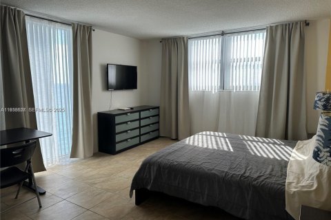 Copropriété à vendre à Hollywood, Floride: 2 chambres, 126.16 m2 № 1994609 - photo 9