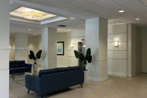 Copropriété à vendre à Hollywood, Floride: 2 chambres, 126.16 m2 № 1994609 - photo 6