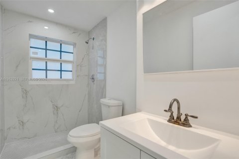 Купить коммерческую недвижимость в Уэст-Палм-Бич, Флорида 208.84м2, № 2056769 - фото 7