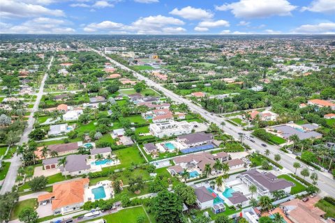 Villa ou maison à vendre à Miami, Floride: 5 chambres, 343.92 m2 № 1928309 - photo 3