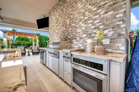 Villa ou maison à vendre à Miami, Floride: 5 chambres, 343.92 m2 № 1928309 - photo 28