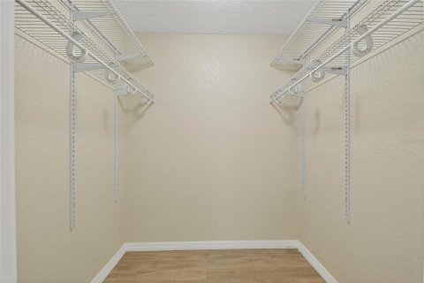 House in Dover, Florida 3 bedrooms, 142.7 sq.m. № 1870696 - photo 27