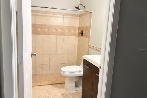 House in Port Charlotte, Florida 3 bedrooms, 109.25 sq.m. № 2206088 - photo 10