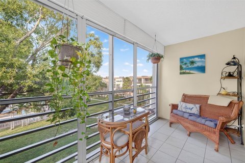 Купить кондоминиум в Лодердейл-Лейкс, Флорида 2 спальни, 89.19м2, № 2015882 - фото 6