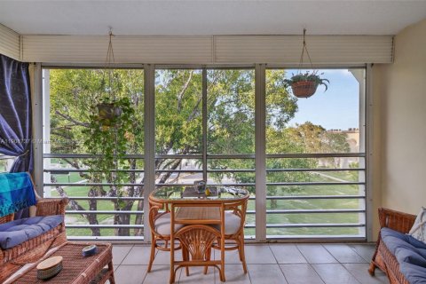 Купить кондоминиум в Лодердейл-Лейкс, Флорида 2 спальни, 89.19м2, № 2015882 - фото 4