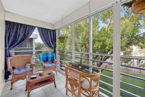 Купить кондоминиум в Лодердейл-Лейкс, Флорида 2 спальни, 89.19м2, № 2015882 - фото 5