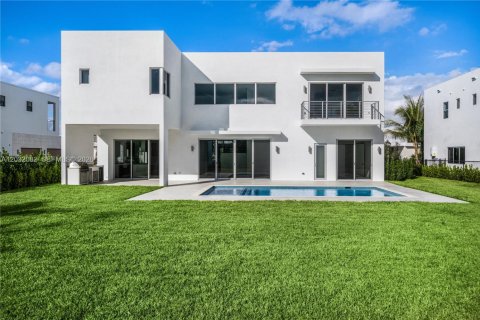 Villa ou maison à vendre à Weston, Floride: 5 chambres, 353.96 m2 № 2265352 - photo 17