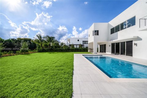 Villa ou maison à vendre à Weston, Floride: 5 chambres, 353.96 m2 № 2265352 - photo 18