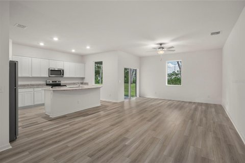 Villa ou maison à vendre à Poinciana, Floride: 5 chambres, 184.32 m2 № 2143000 - photo 6