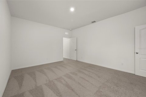 Villa ou maison à vendre à Poinciana, Floride: 5 chambres, 184.32 m2 № 2143000 - photo 9
