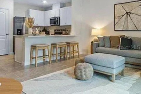 Townhouse in Lake Wales, Florida 3 bedrooms, 135.92 sq.m. № 2116634 - photo 5