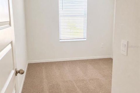 Townhouse in Lake Wales, Florida 3 bedrooms, 135.92 sq.m. № 2116634 - photo 15