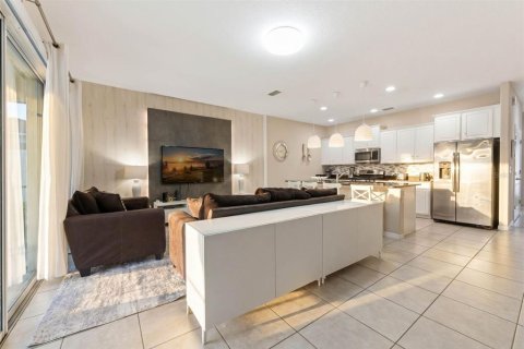 Купить таунхаус в Дэвенпорт, Флорида 11 комнат, 202.9м2, № 2091607 - фото 11