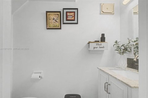 Condominio en venta en Miami, Florida, 2 dormitorios, 91.97 m2 № 2032120 - foto 9