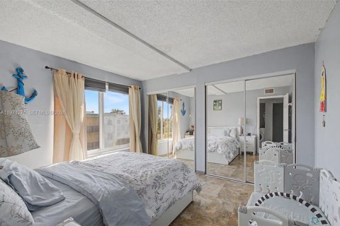 Condominio en venta en Miami, Florida, 2 dormitorios, 91.97 m2 № 2032120 - foto 17