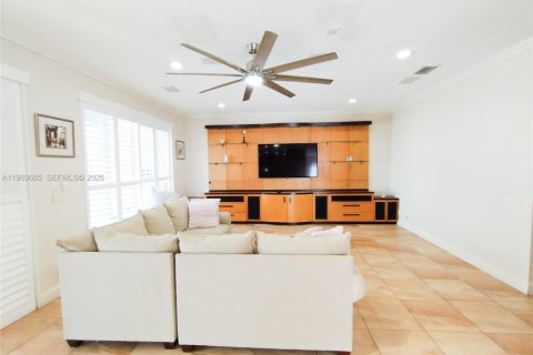 House in Boca Raton, Florida 4 bedrooms, 260.22 sq.m. № 2030897 - photo 8