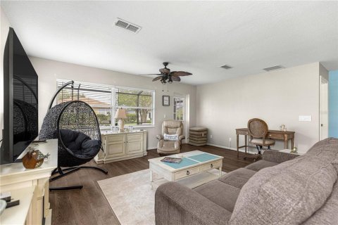 House in Ocala, Florida 2 bedrooms, 135.82 sq.m. № 2094050 - photo 15