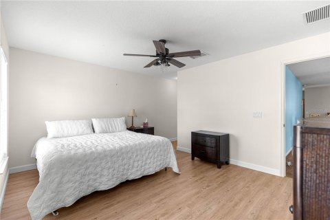 House in Ocala, Florida 2 bedrooms, 135.82 sq.m. № 2094050 - photo 27