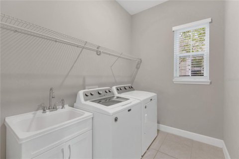Villa ou maison à louer à Orlando, Floride: 4 chambres, 234.67 m2 № 1914739 - photo 26