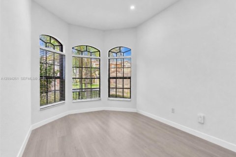 Casa en venta en Cooper City, Florida, 4 dormitorios, 273.32 m2 № 2390334 - foto 19