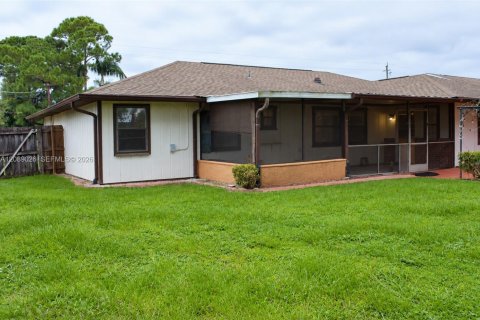 Casa en venta en Port St. Lucie, Florida, 2 dormitorios, 155.33 m2 № 2365649 - foto 29