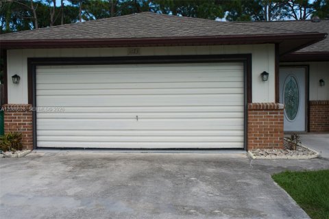 Casa en venta en Port St. Lucie, Florida, 2 dormitorios, 155.33 m2 № 2365649 - foto 19