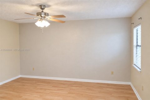 Casa en venta en Port St. Lucie, Florida, 2 dormitorios, 155.33 m2 № 2365649 - foto 53